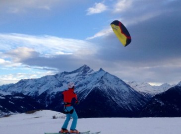 Regalo Corsi di Snowkiting in Valle D'Aosta