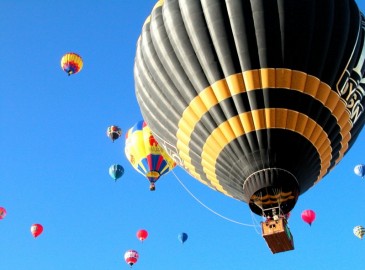 Estate volando in mongolfiera!