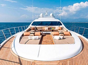 Idee Proposta di Matrimonio in Yacht