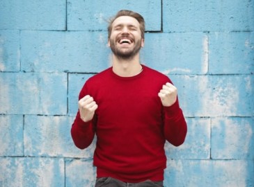 Omaggi Aziendali e Buoni Regalo per Clienti: Soluzioni per Fidelizzare con Stile