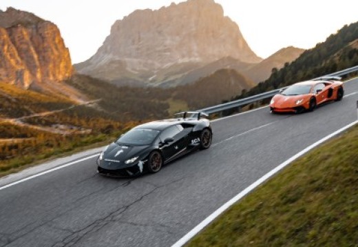 Guidare una Lamborghini in Pista – Pacchetto Regalo Adrenalinico